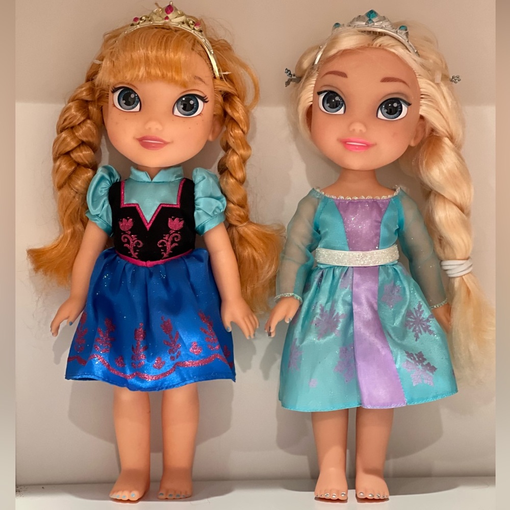 ELSA & ANNA Dolls EUC
